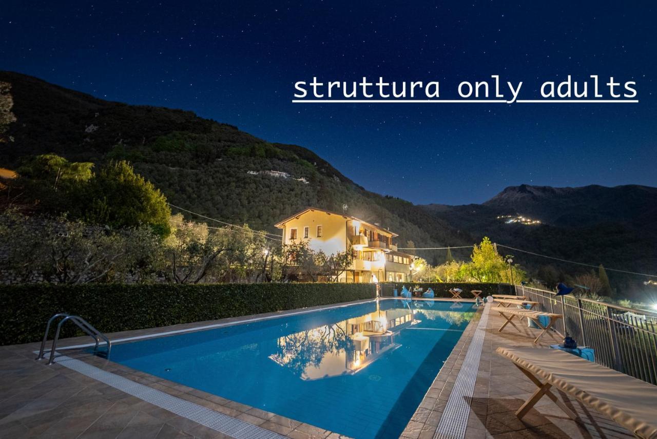Sotto Il Cielo Di Toscana Appartamenti In Tenuta Only Adults No Pet Camaiore Exterior photo